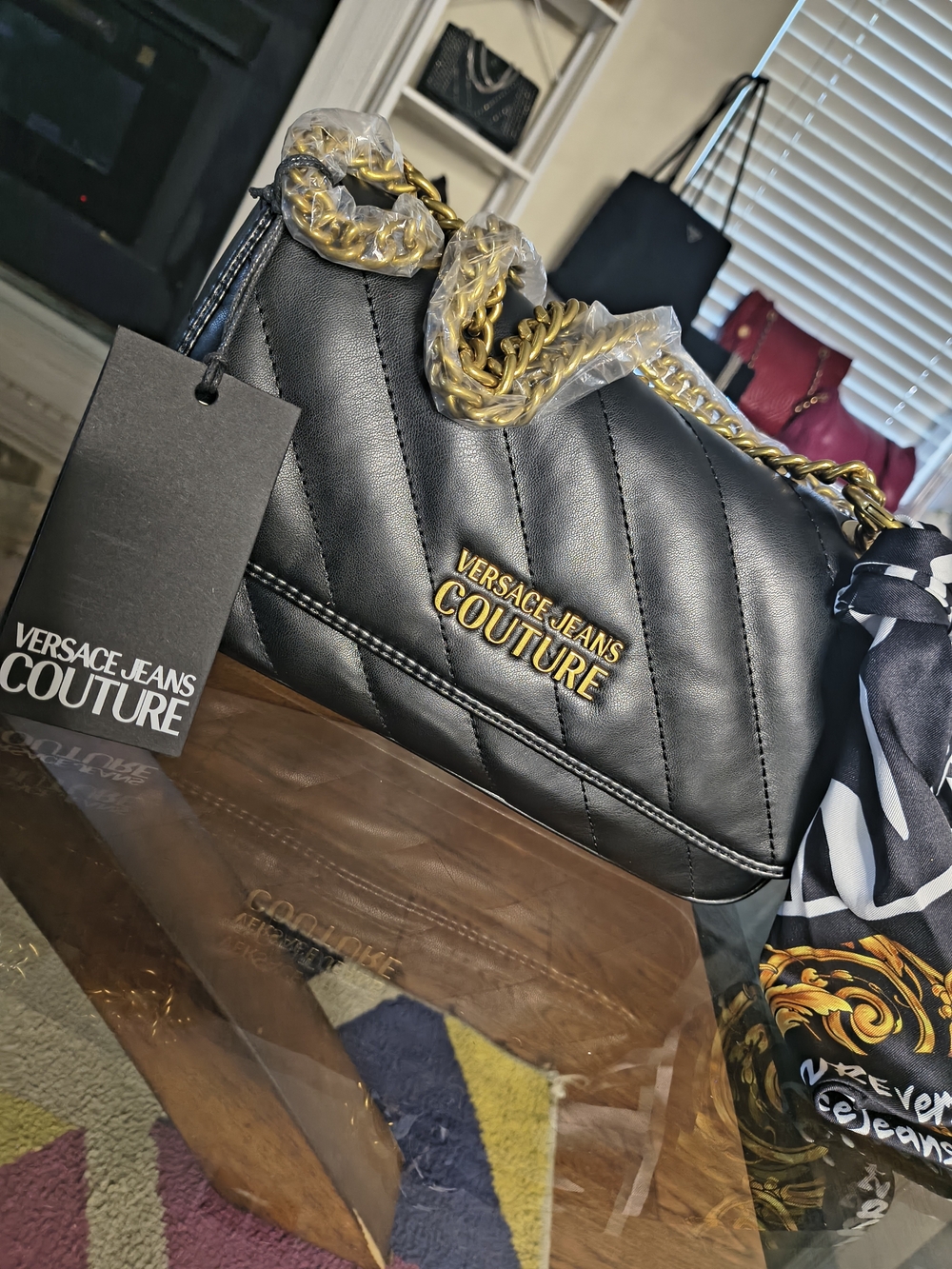 NWT Versace Jeans Couture Black Quilted Shoulder Bag with Gold Chain Straps - Picture 2 of 9